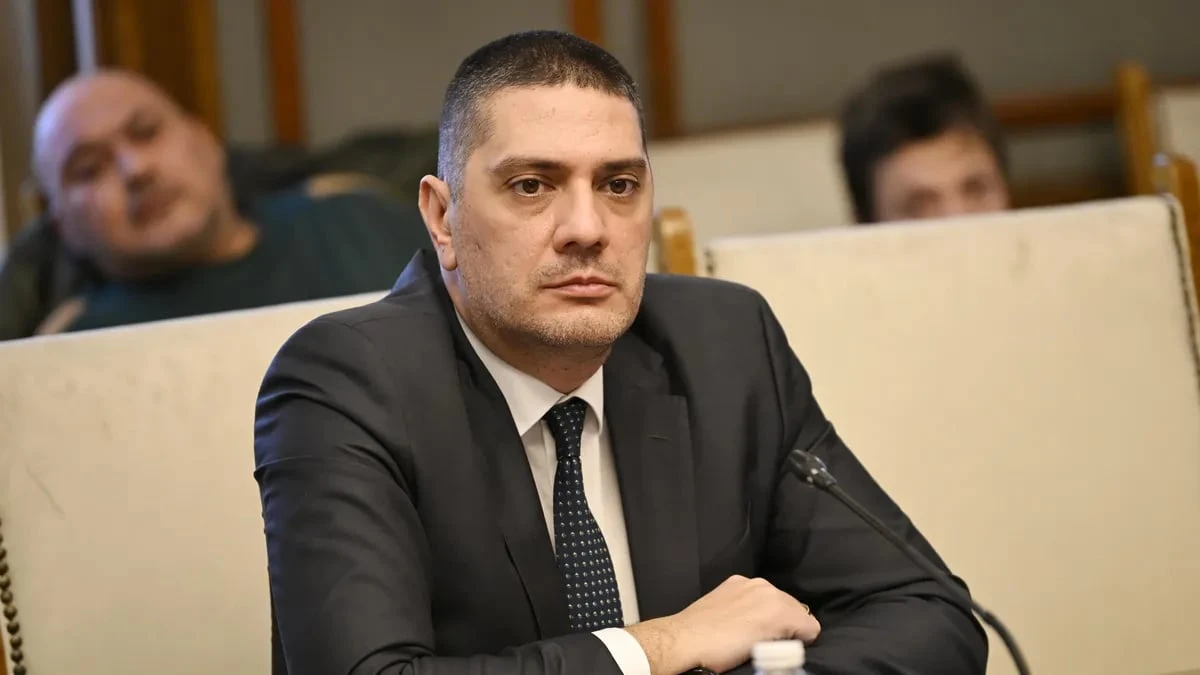 Христо Гаджев: Искате да почерпите за сватбата? Не, Гълъб Донев бди !