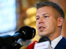 Свалиха имунитета на унгарския премиер Петер Мадяр заради дело за кражба