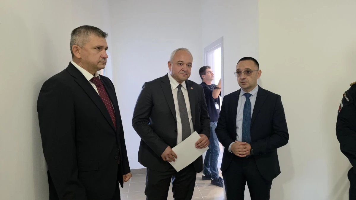 Вътрешният министър: Тази година отчитаме значително подобрение в справянето с пожарите