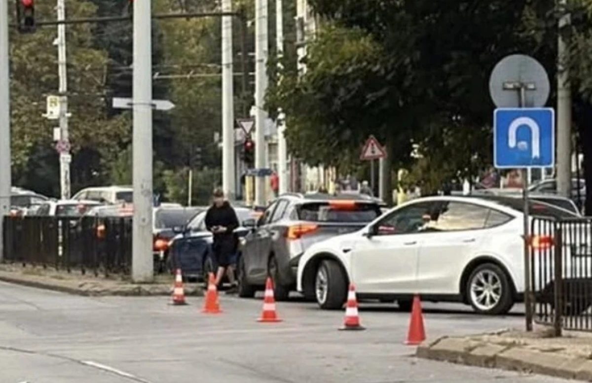 Полицията с подробности за катастрофата, която наложи реорганизация на градския транспорт в Русе днес