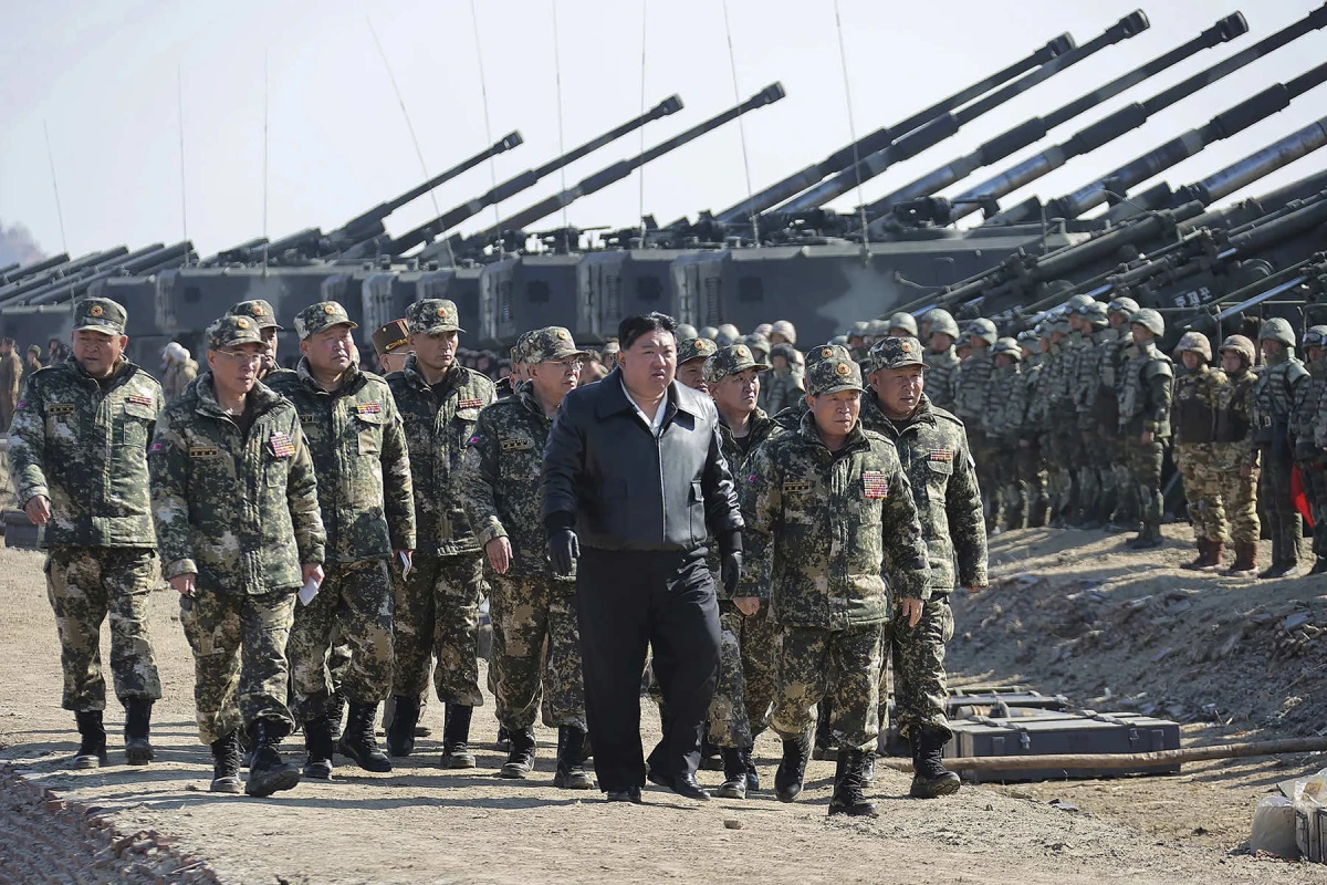 Сестрата на Ким Чен Ун: Северна Корея засилва военните си мощности на границата с Южна Корея