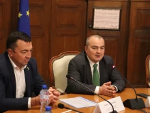 Абровски: Производството на розов цвят у нас се увеличава с 31%