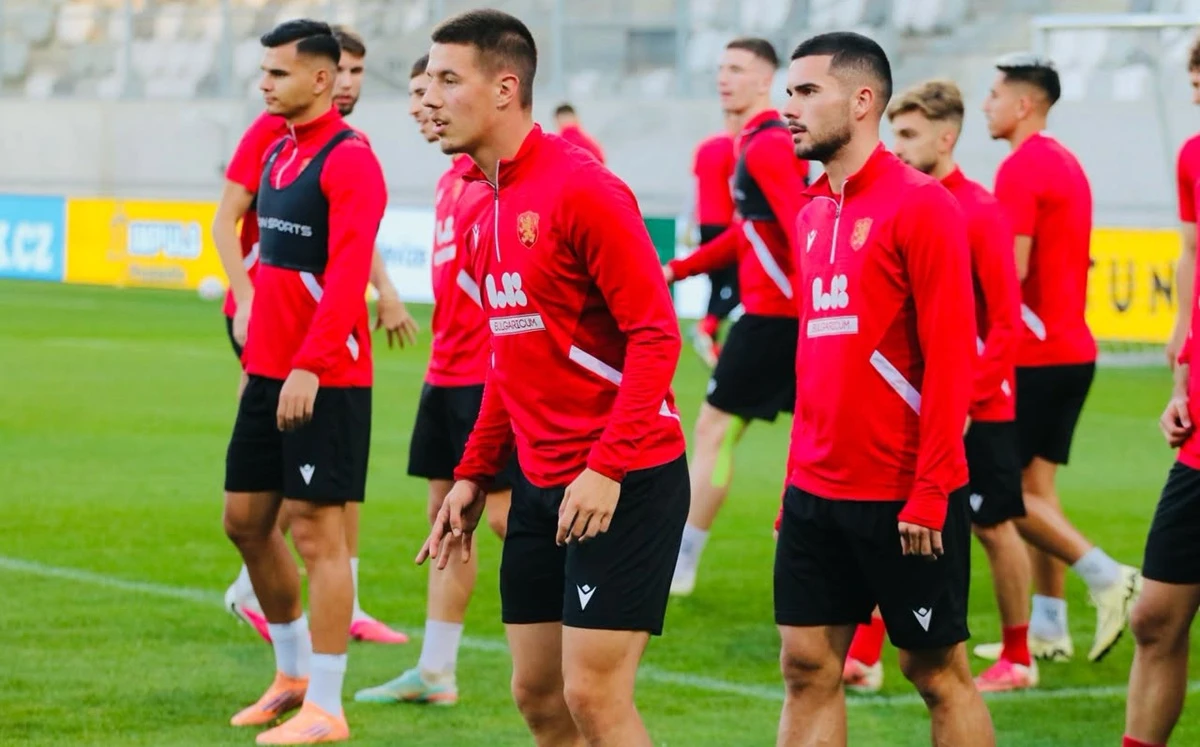 Стартовите състави на България U21 и Чехия U21 в директния мач за второто място