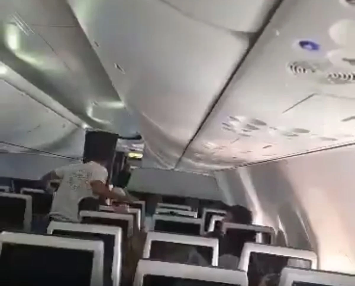 Тръмп за инцидента със самолета на Flydubai: "Невероятна история"