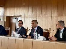Министър Пулев: Новият проектозакон за публично-частното партньорство е на финалната си права
