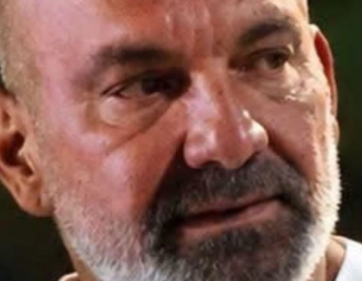 Бащата на Сияна: Вижте му погледа, сякаш нищо не е направил