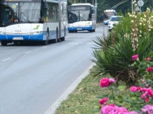 Закриват линия на градския транспорт във Варна, за други – променят разписанието