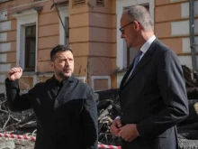 ''Г-н Путин, спрете тази безсмислена война!": Мерц с пряк апел от Киев