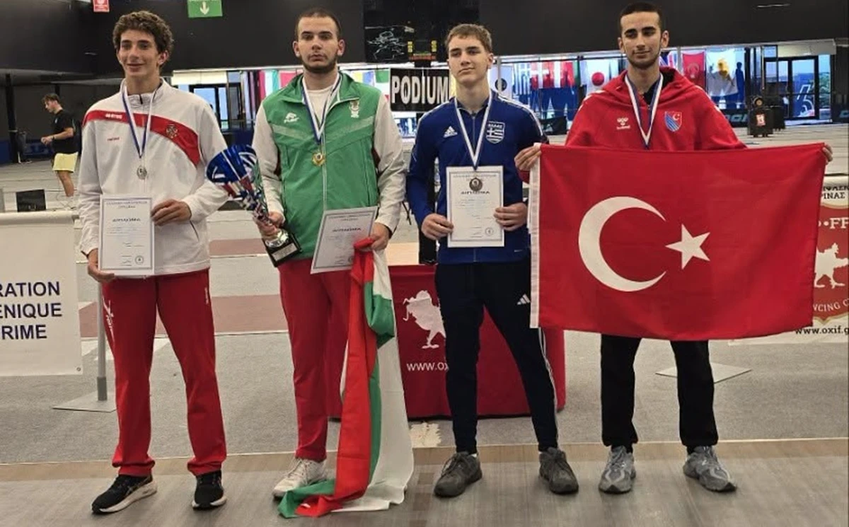 Габриел Петров спечели Европейската купа на шпага до 17 години