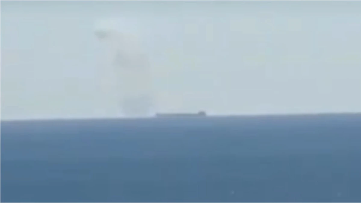 Двама загинали, 11 спасени при потъването на кораб в Черно море