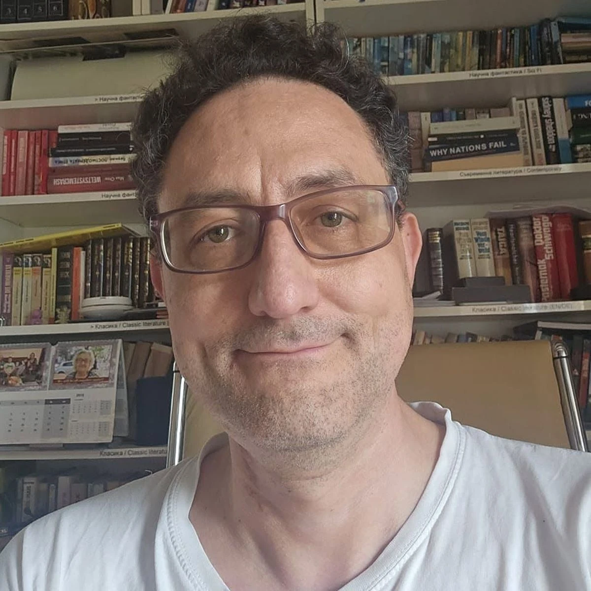 Лекар: Вирусът е като прашинка, бактерията – като грахово зърно