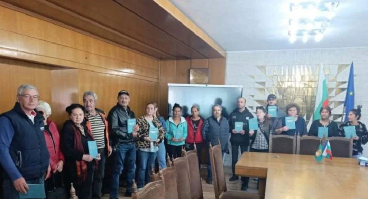 40 безработни в Смолян получиха сертификати за професионално обучение