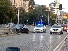 Тежък трафик в София: Катастрофи блокираха движението по два пътн...