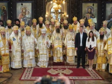 Българският патриарх Даниил оглави историческа литургия в Стара Загора – епархията отбеляза шест велики годишнини