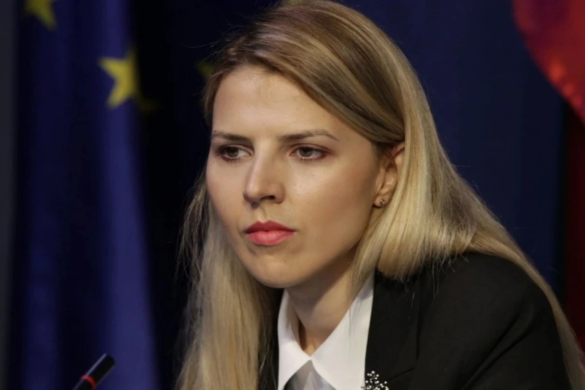 Външният министър: Атаките срещу корабите показват, че заплахата е непосредствено до границите ни