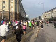 Кениец спечели маратона в София, Любо Ганев го награди