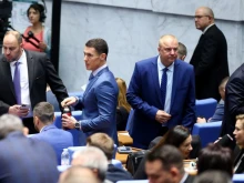 "Прогресивна България" блокира извънредното заседание на парламента