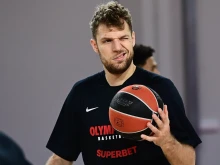 Александър Везенков и Коди Милър атакуват нова победа в Евролигата днес