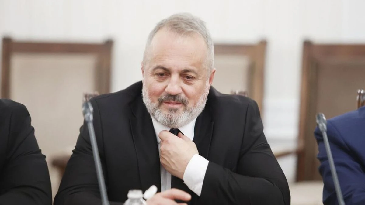 Люпчо Георгиевски за Ива Михайлова: Понякога трябва да изминеш стотици километри, за да стигнеш до мястото, където не се налага да обясняваш кой си