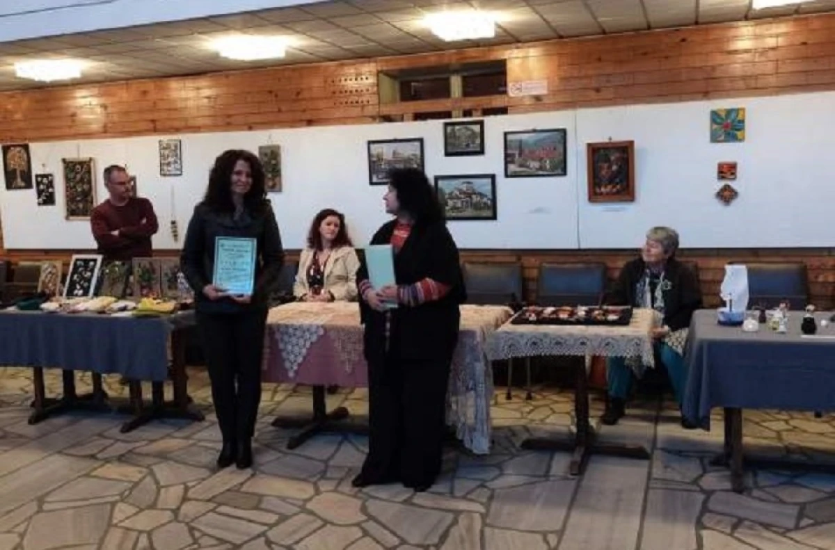 В Смолян откриха традиционната изложба-базар "Родопски занаятчии"