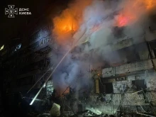 Две жертви и 21 ранени при новата ракетна атака срещу Киев