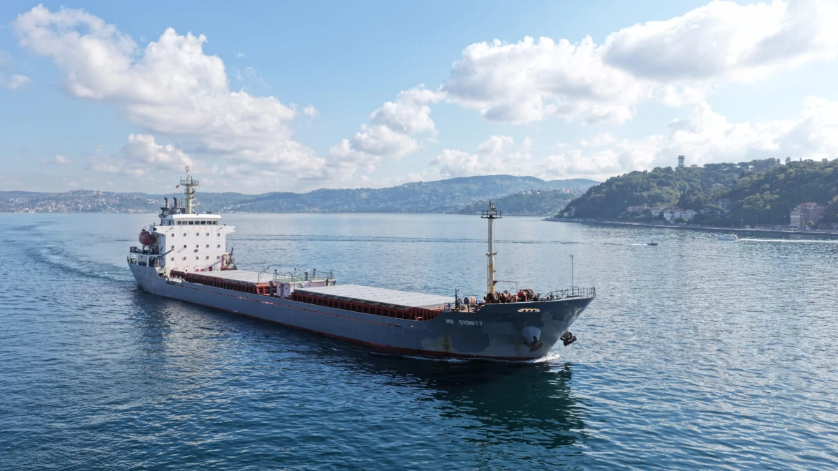 Останалите моряци от "HS Dignity" остават в неизвестност