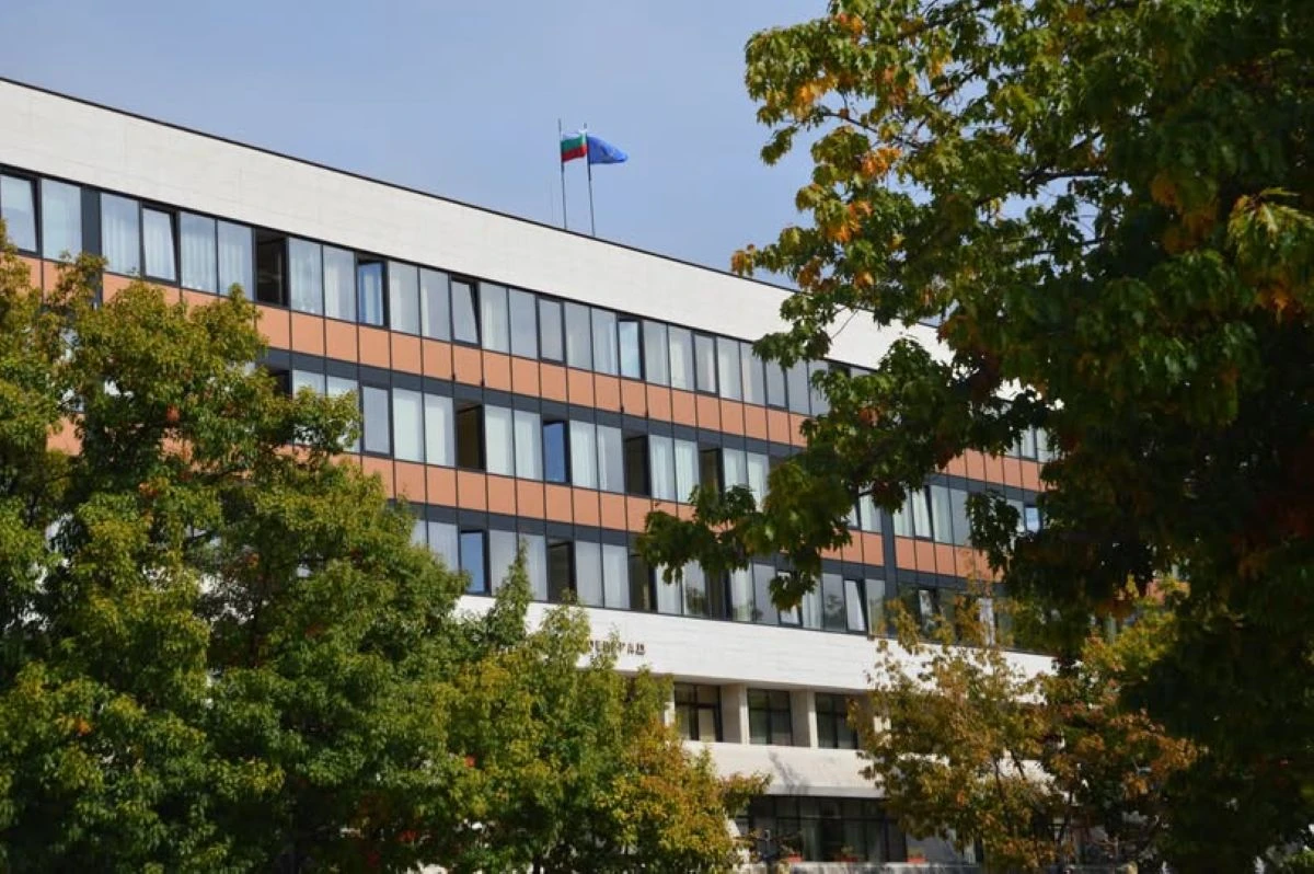 Вътрешен одит установи нарушения при разходите на белодробната болница в Благоевград