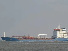 Няма пострадали моряци на борда на ударения в румънски води танкер YARA J