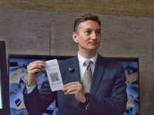 Готов е хеш кодът за машините за гласуване на президентския вот