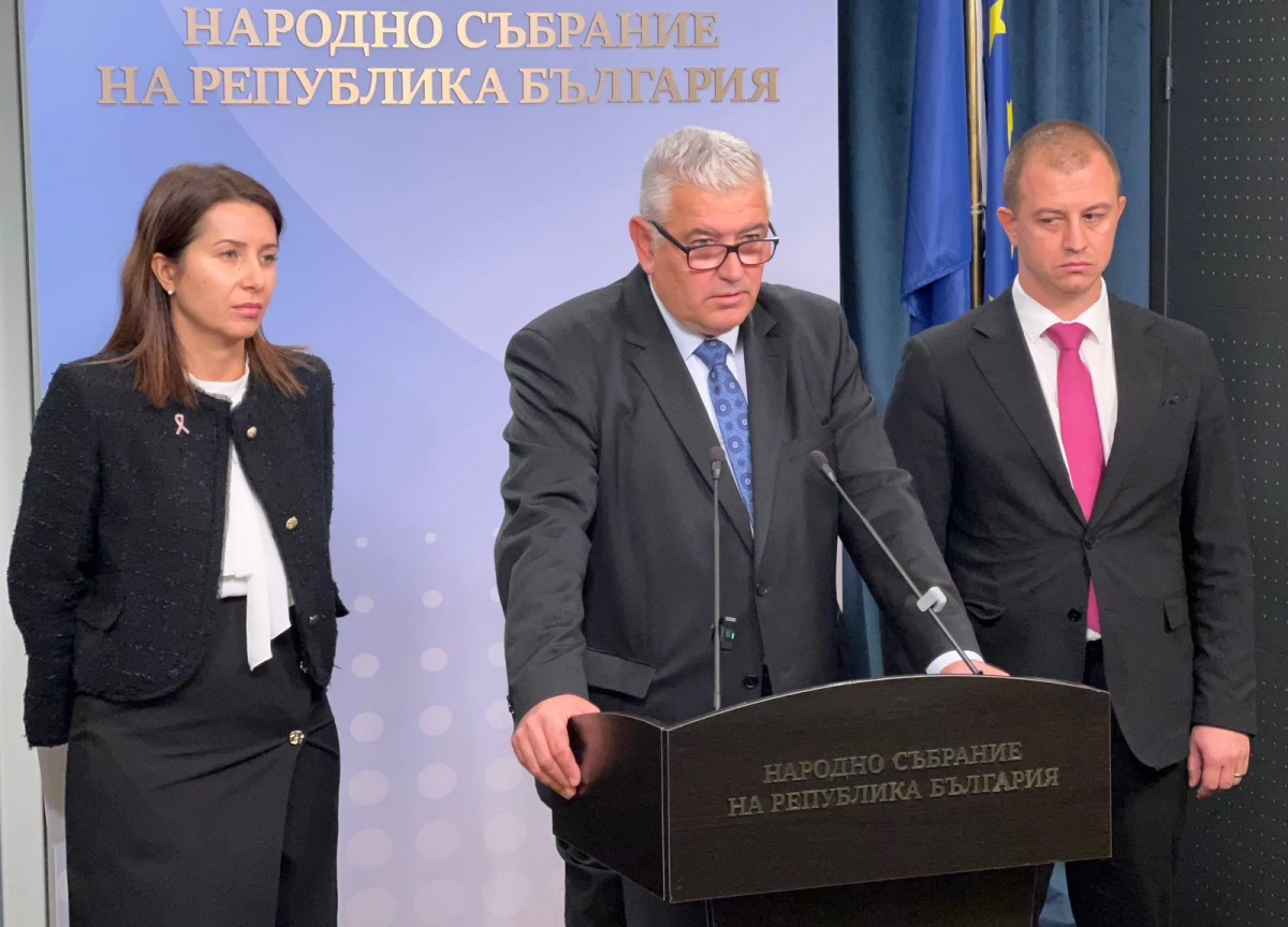 ПБ: Подготвя се 10 пъти по-ниска продуктова такса за колите втора ръка