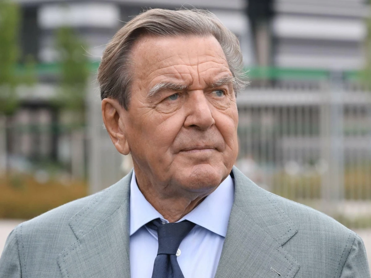 Шрьодер: Европа е най-големият губещ в конфликта между Русия и Украйна