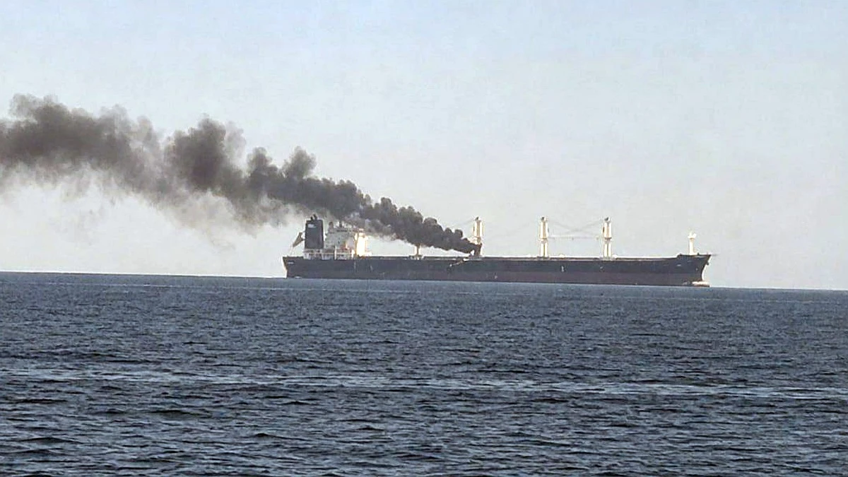 Русия атакува по кораб в Черно море: Москва твърди, че е пренасял военна техника за Украйна