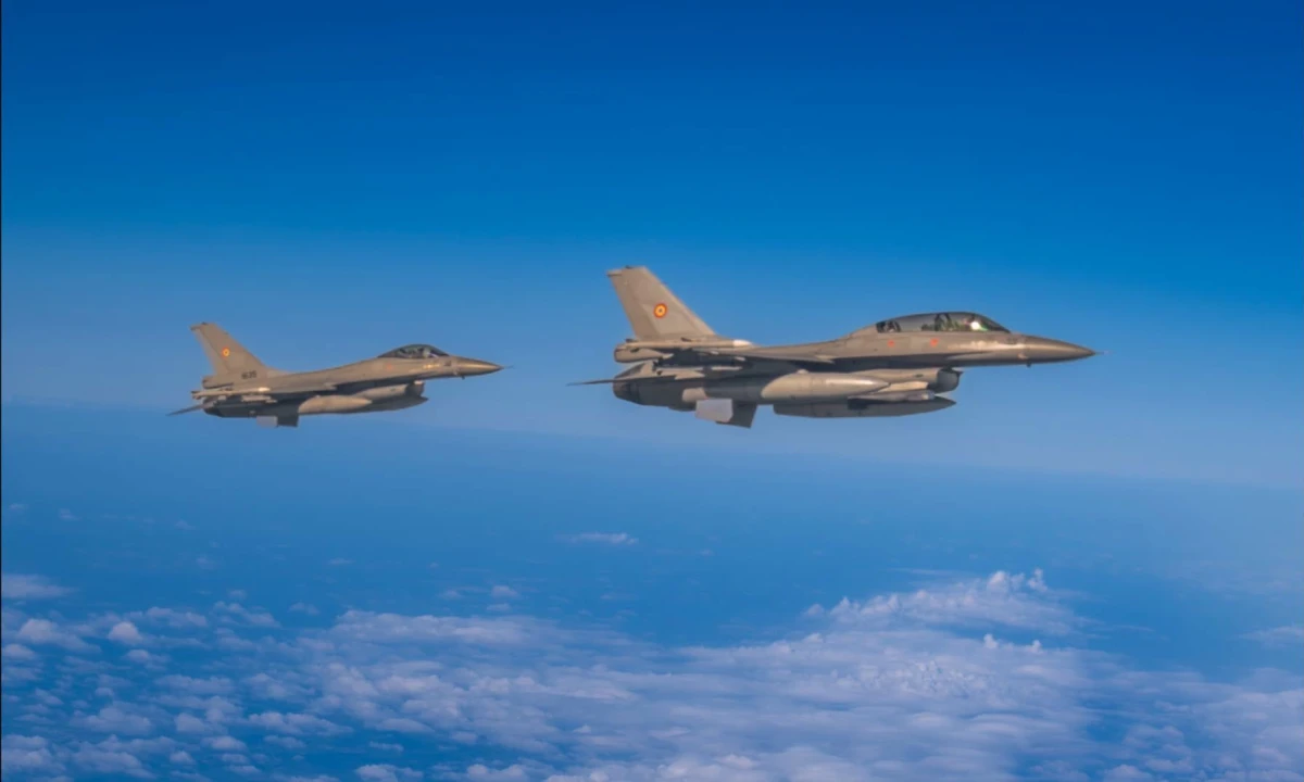 Румънски изтребители F-16 свалиха два дрона над Черно море