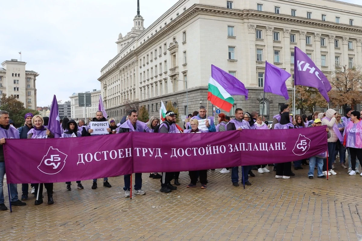 Пламен Димитров: Настояваме за 690 евро минимална заплата и 10% ръст на доходите