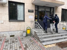 Задържаха русенец, стрелял с пистолет на паркинг във Велико Търново