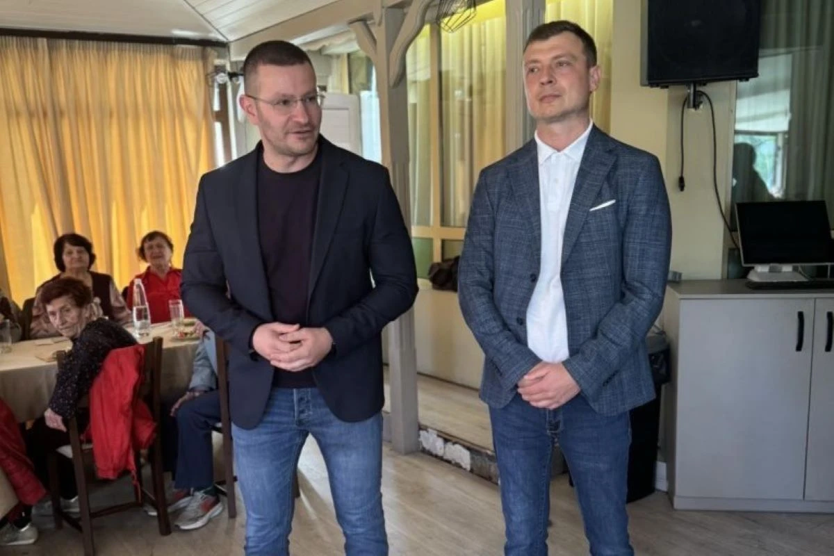 Зам.-кметовете на Стара Загора поздравиха пенсионерите по повод Международния ден на възрастните хора