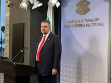 Делян Пеевски: Върхът на олигархията са Румен Радев и Николай Копринков