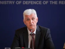 Военният министър: Повече българска авиация по Черноморието