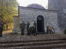 Смолянчани се поклониха пред подвига на героите на връх Средногорец и отбелязаха 114 г. от Освобождението на Родопите