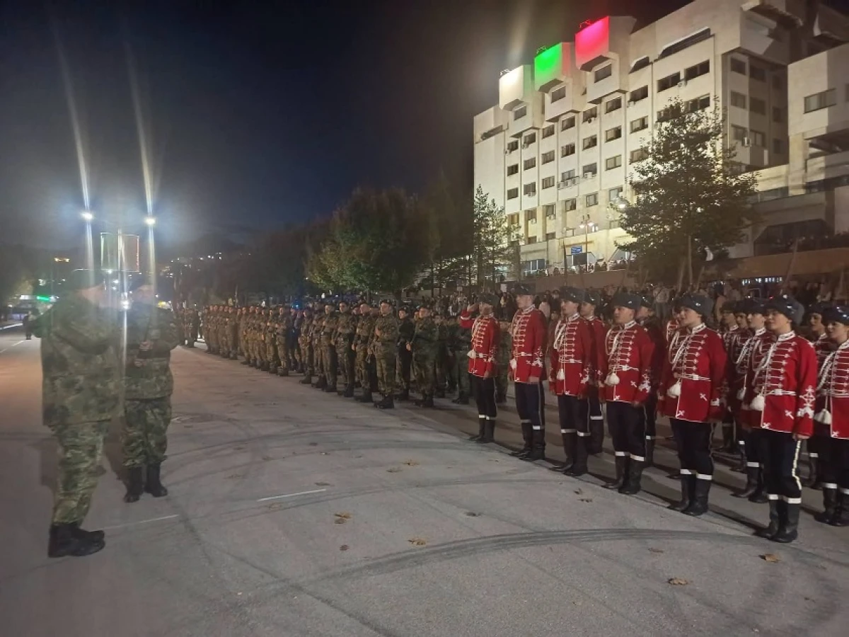 С тържествена проверка-заря Смолян отбеляза 114 години от Освобождението на Родопите