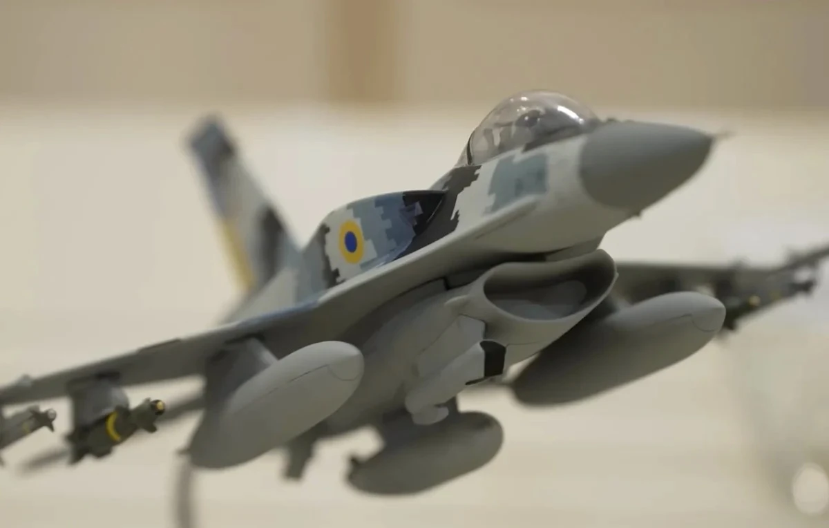 Lockheed Martin може да създаде специална версия на F-16 за Украйна