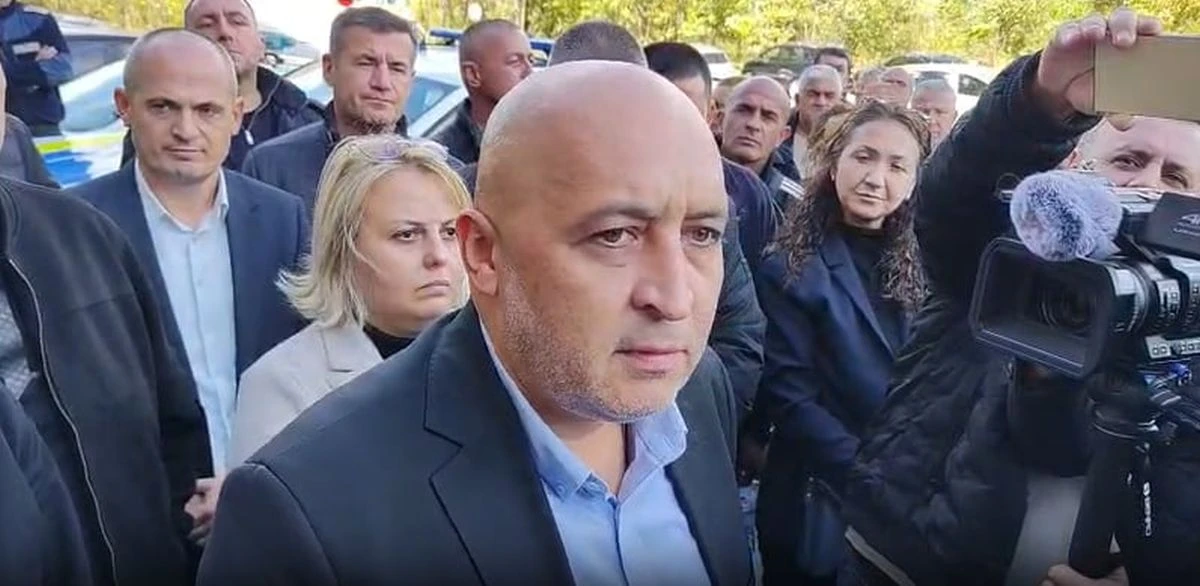 "Когато няма хляб, дайте на хората зрелище": Ерол Мюмюн с първи думи след задържането