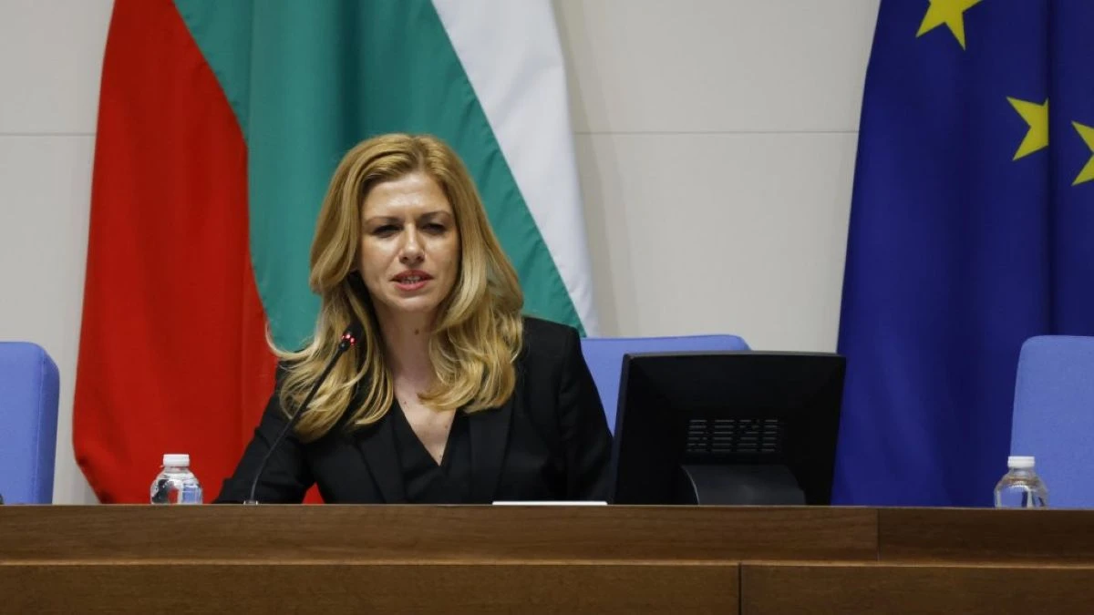 ГЕРБ събира подписи за оставката на Доцова и за извънредно заседание на НС