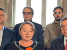 Деница Сачева: Доцова да прецени дали поведението й съответства на висотата на поста, който заема