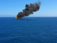 Нова атака в Черно море: Търговски кораб потъва край Констанца