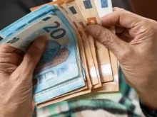 Някои пенсионери ще получават много повече пари от НОИ