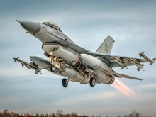 Дания изпрати 50 000 боеприпаса за F-16: Евтиното решение на Украйна срещу руските дронове