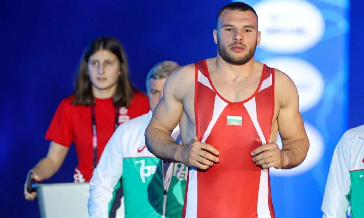 Кирил Милов на полуфинал на Световното