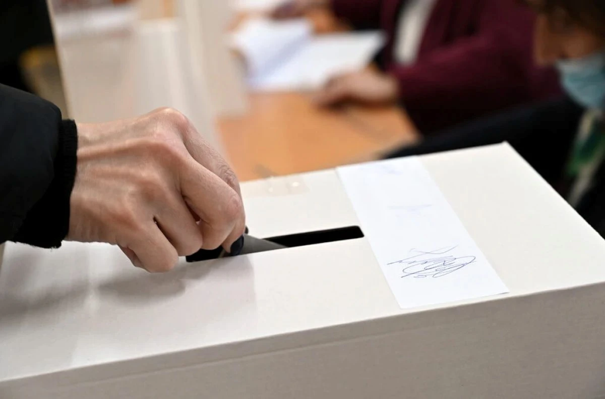 6.54% избирателна активност отчитат в Русенско към 11.00 часа