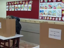 Смениха председателя на изборна секция в Истанбул, не е говорил български